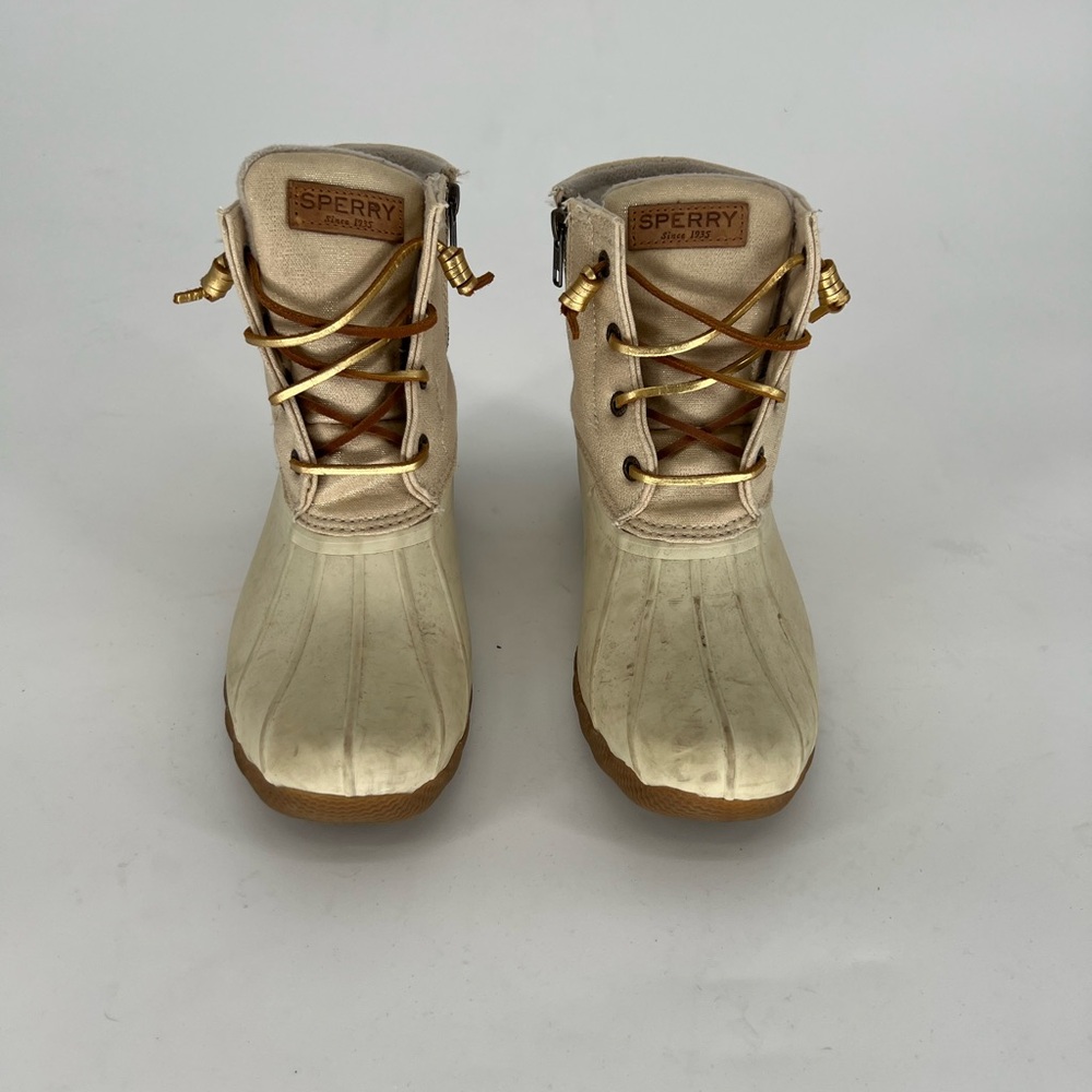 Women’s Sperry Syren Gulf Duck Boots. Size 7.5. Style STS80493. Tan with gold.